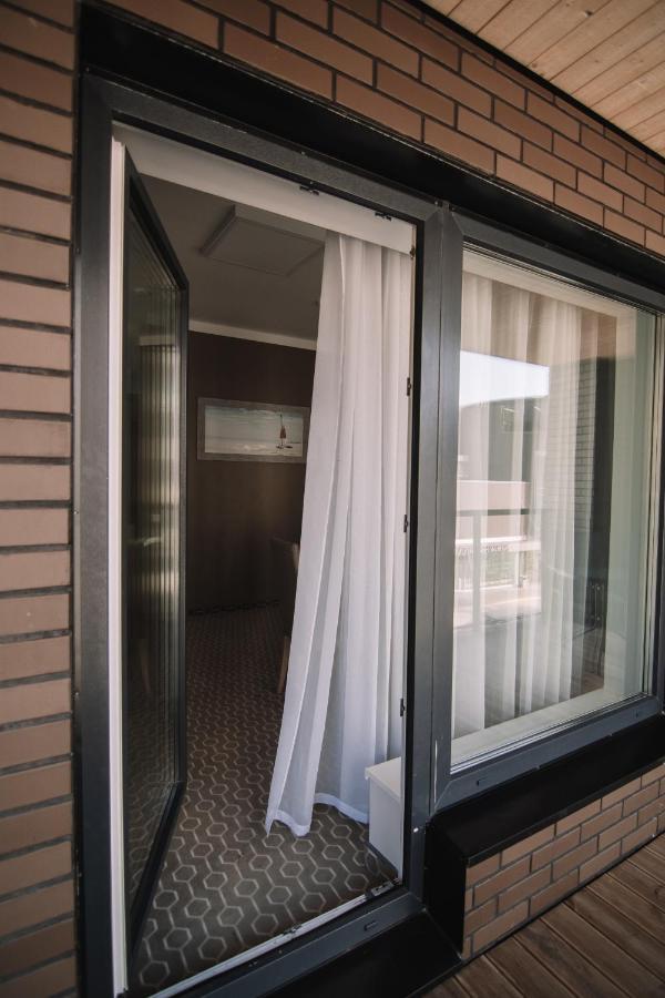 Merepargi Aparthotel & Cafe 나르바죠수 외부 사진