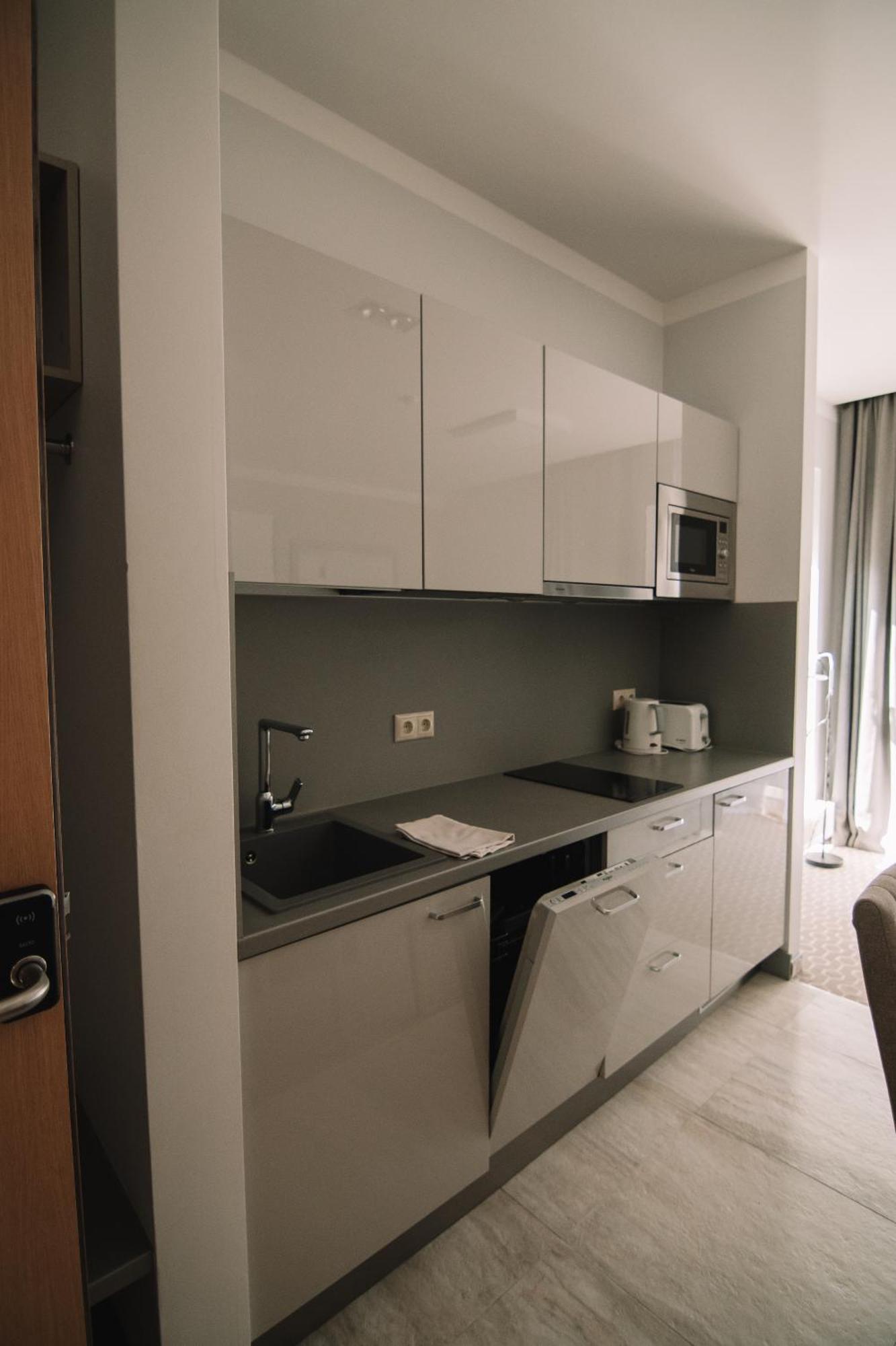 Merepargi Aparthotel & Cafe 나르바죠수 객실 사진